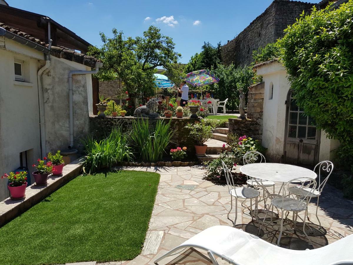 Tournus Belle Maison Vue Sur Saone Exterior foto