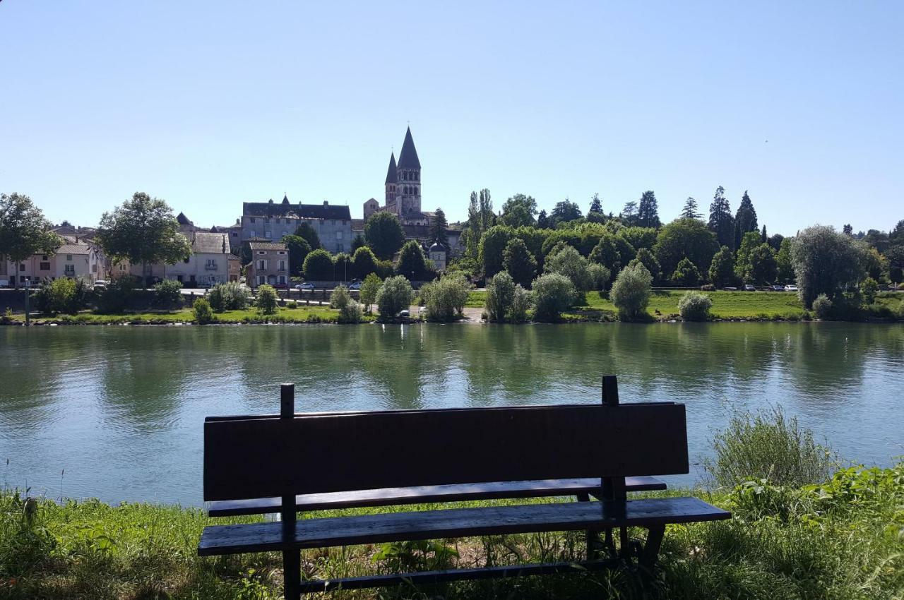 Tournus Belle Maison Vue Sur Saone Exterior foto